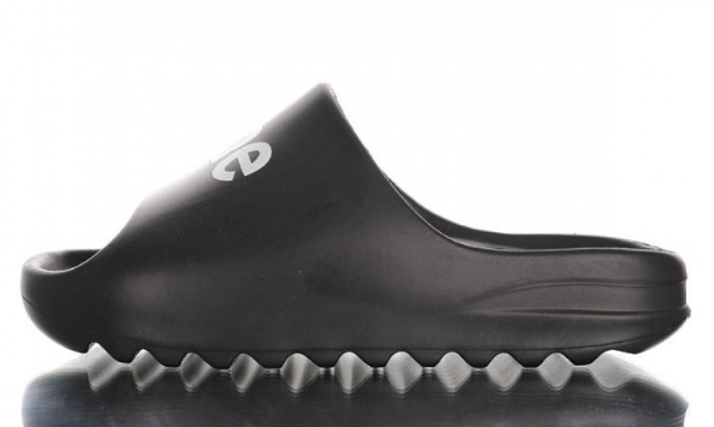 Supreme x Adidas Yeezy Slide FB6348->Yeezy Boost->Sneakers